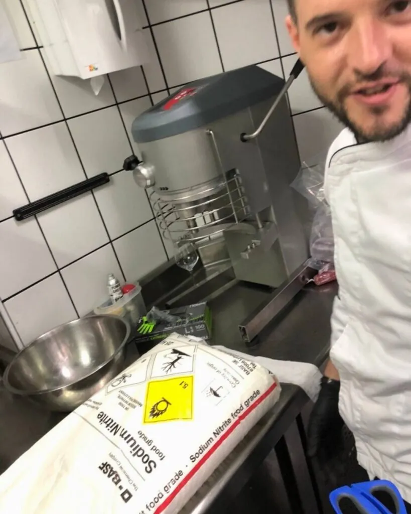 cómo preparar sal de cura, sal nitrita, sal de praga