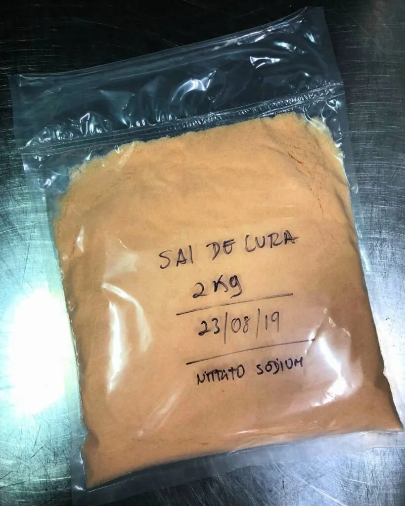 cómo preparar sal de cura, sal nitrita, sal de praga